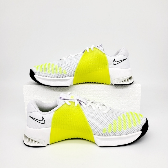 New Nike Metcon 9 Women's Workout Shoes Size 6 - Picture 4 of 8